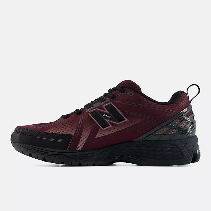 NEW BALANCE MR1906 1R9