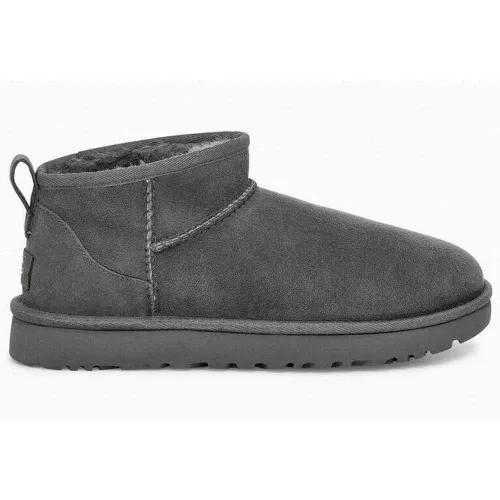 UGG  1116109