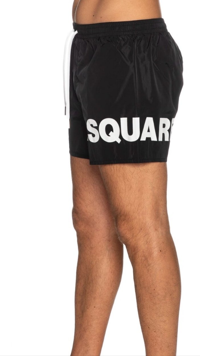 DSQUARED2  D7B8P4060 - 001